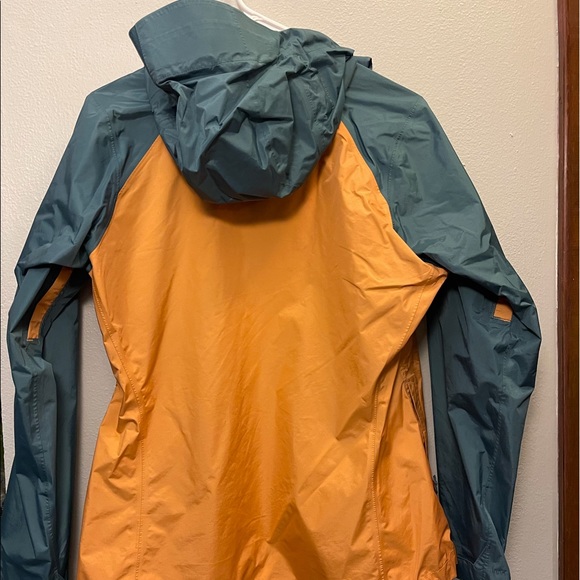 Women’s Patagonia jacket - Picture 4 of 4